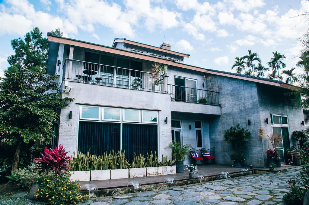 Look Bed And Breakfast Yuchi Εξωτερικό φωτογραφία